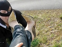 bogini kobiet przygoda - płacić za brud pod podeszwami - isabel helen2 leyla