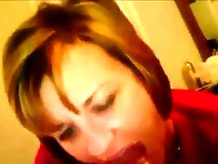 amatoriale milf mangiare sperma giovane durante la pausa pranzo