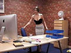 Stunning big titties of charming all alone Katie Louise are mouth watering
