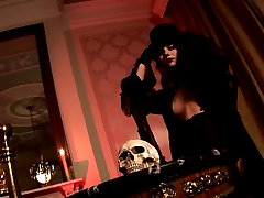 HAMMER HORROR - erotic music video