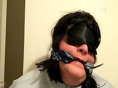 sissystephanie: fingering myself in bed gags