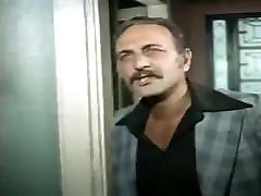 KAZIM KARTAL - KACAKLAR KADINLARI SERT SIKIYORLAR