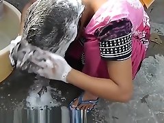 utube chudae Simee Self Hair Washing - 03