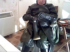 Cock play on webcam.