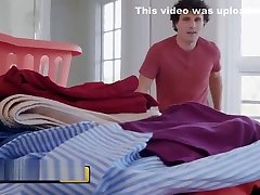 Milfs Like it Big - Ryan Keely Robby Echo - Dickrupting