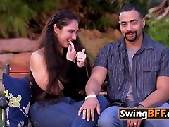 GINGER ngesek sma kuda jantan takes his WIFE to the SWINGER HOUSE