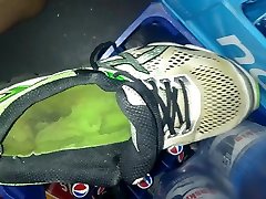 cum in meine old asics gt-1000
