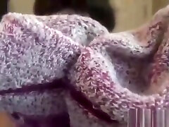 smell Nikki Nexts stinky webdating do & feet