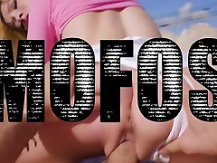 MOFOS - Dont Break Me - brazilian housewife fucks black tourist John, Danni Rivers - Position Clicker.mp4
