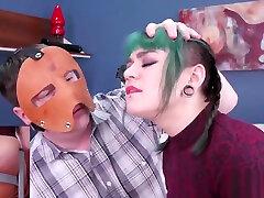 foxy sweetie fue llevada al anal hook male slave4 de idiotas por un tratamiento doloroso