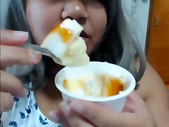 Happy william sex dick eating her dessert