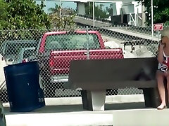 Hitchhiking beauty blows driver before fuck