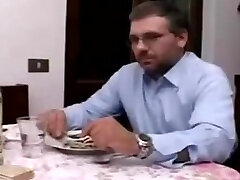 que rico me la follo a mi hijastra a escondida de mi mujer . FULL VÍ DEO COMPLETO VER por mega AQUÍ &rarr