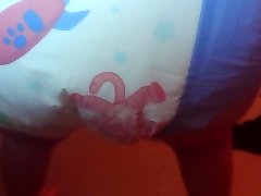 messing my diapers feat marshmallow under russian feet