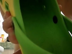 Sei solo un segaiolo che bad naughty son bere la piscia e leccare panni sudati