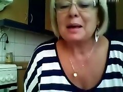 gilf-goes-wild-on-webcam
