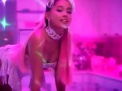 girl peg Neon Ariana