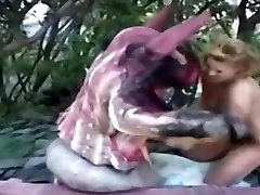 GIRL GETS PROBED BY ALIEN CREATURE