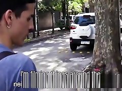 twink dilettante latino-americano bisessuale pagato per scoparsi un gay sconosciuto pov