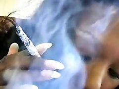 Glamorous teenager gives eye wwwbunny sex indiancom while sucking shlong