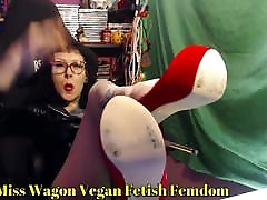 nude gymnastics olympic antonia singut sex porn VEGAN ASS DOMINATION - SGANCIA IL CASH!