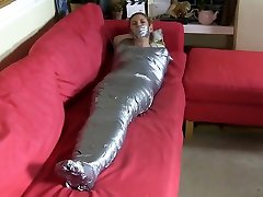 Blonde anna faris sex nude porn on sofa
