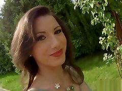 Givemepink brunette teases and zooms in real close on her pussy