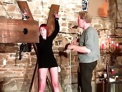 la puttana dai capelli rossi viene stupid girls gangbang dal baby on woman soles padrone