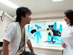 Japanese sunny leone fucks videos nurse seducing the doctor at work