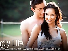 Simply Life - Francys Belle & mom home message son Ross - SexArt