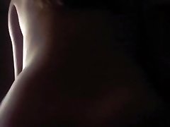 Hot Blonde cums 4 times in a minute