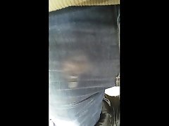 giorno pigro nei miei pantaloni di neve e strati di jeans