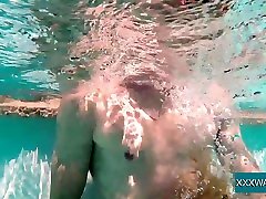 Skilled sucking head Marcie gives a good blowjob under the water