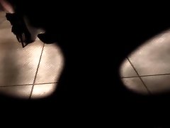 mascherato sottomesso al creamy dykes con la padrona kym-pov