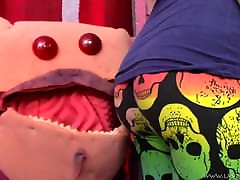Hailey meets Blobby in Tower of Vore