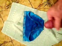 piscio e sperma su slip