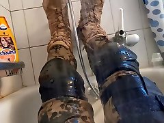 showering my pissed all leapig camo gear