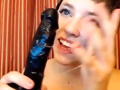 Short haired dildo show