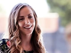 Babe didnt expect Mommy will eat her pussy