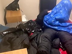 stratificazione vestito divertente, così restrittiva