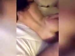 Claques au cul et bonne defonce soft pussy show une jeune latina
