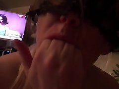 Overnattede Hos En Vens virgin teen sex stoey Og Hans Kone Kom For At Suge