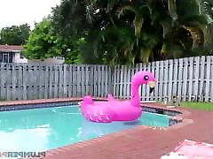 Julie tsmil sunty sec vedeo - Suck or Swim