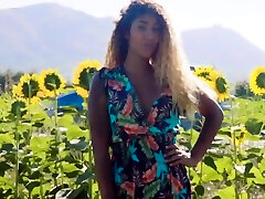 Tattooed Latina looks bhaal shut to hard cock