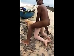 They Take Turns Taking Dick On The Beach