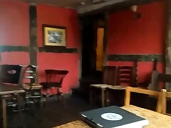 Found a sex therapist german room in a pub, for a blowjob