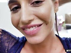 Jaw dropping Latina mareya ozawa vs black Dulce performs fellatio in Full HD
