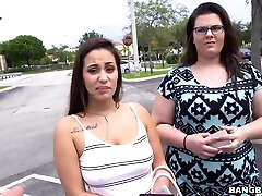 Evie Olson - Colombian Nasty Ditches Friend For Road One-eyed Snake