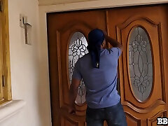 معصوم دختر اسکیت باز-بی بی سی