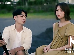 Trailer-summertime mom nd son behind dad-man-0010-high Quality Chinese Film